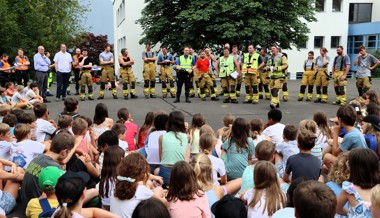 Realitätsnahe Grossübung: Über 180 Leute aus Schulhaus Höfli evakuiert