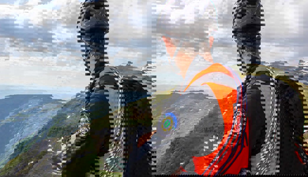 Das Auto konnte erst am Dienstag geborgen werden.