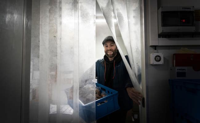 Er fängt jeden Sommer Lachse in Alaska – nun eröffnen Jack Armer und seine Frau bald eine Verkaufsstelle in Ebnat-Kappel