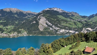 Amden reagiert mit Petition auf Touristenscharen