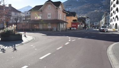 71-jährige Fussgängerin bei Unfall mit Auto verletzt