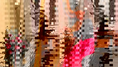 Ein Abend zum Verlieben: Harfenistin Marika Cecilia Riedl spielte in der Kirche