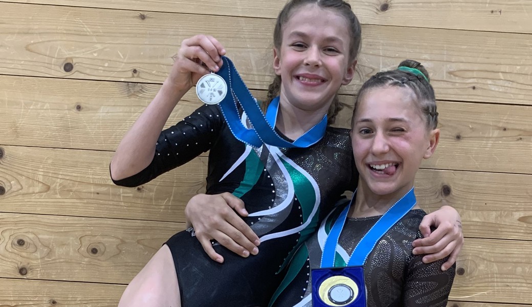 Buchser Medaillengewinnerinnen: Rebeca Scrob (links) und Kreismeisterin Nuria Cerezo.