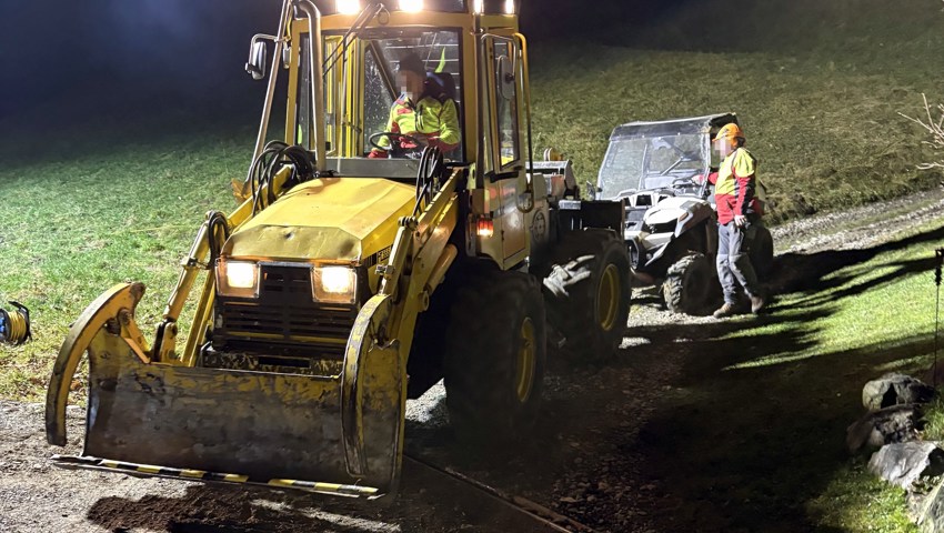 Der Unfall ereignete sich in unwegsamen Gelände.