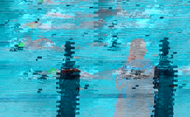 «Ihr schwimmt wie tote Ratten»: Trainer erniedrigt Junioren – bis er von den Eltern verpfiffen wird