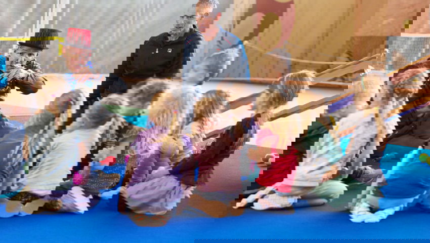  Kinder in der Altersgruppe von vier bis acht Jahren dürfen sich auf ein abwechslungsreiches Angebot freuen. 