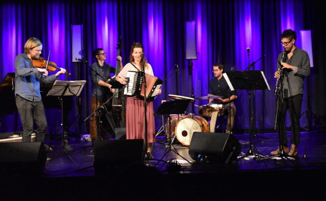 Die gebürtige Appenzellerin Karin Streule und Band begeistern mit Vielseitigkeit