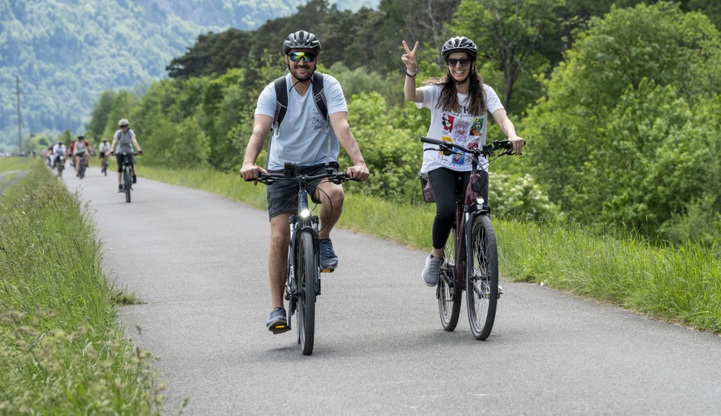 Gut gelaunt mit dem Velo unterwegs: Die Stimmung war am Sonntag glänzend.